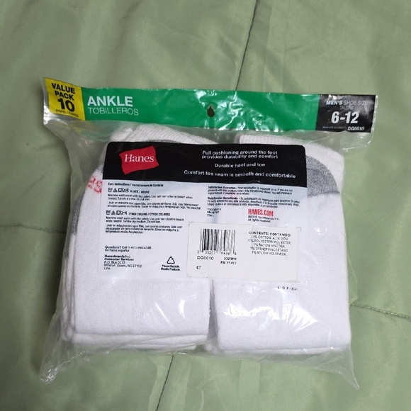 Hanes Men's Value Pack Ankle Socks - White and Gray - Picture 3 of 5